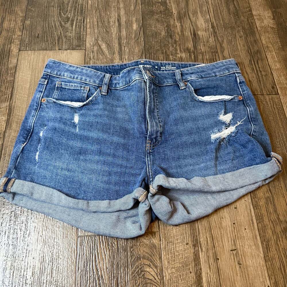 Old Navy High-Rise O.G. Straight Distressed Cuffed Denim Shorts Size 16